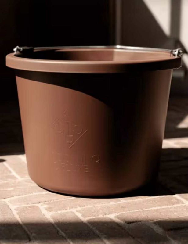 Grooming Deluxe Water Bucket 12 liter